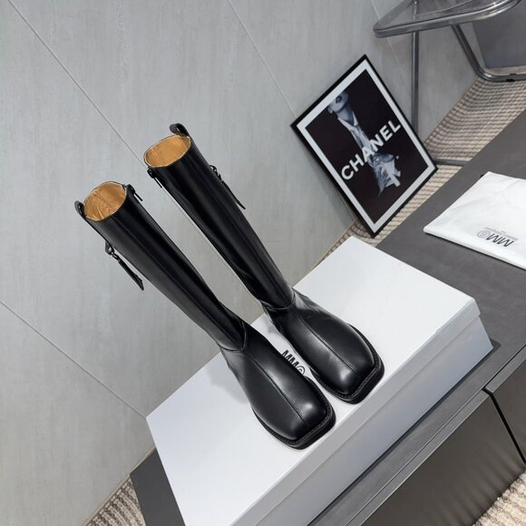 Maison Margiela's new black winter and autumn boots - Picture 6 of 9
